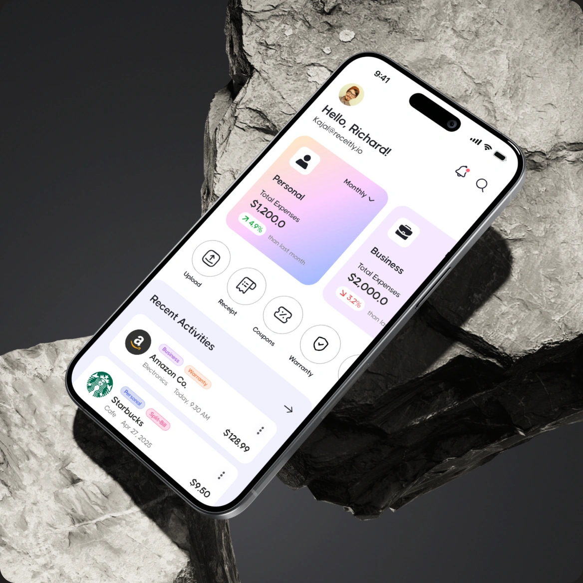 Receitly receipt and expense overview on a handheld phone