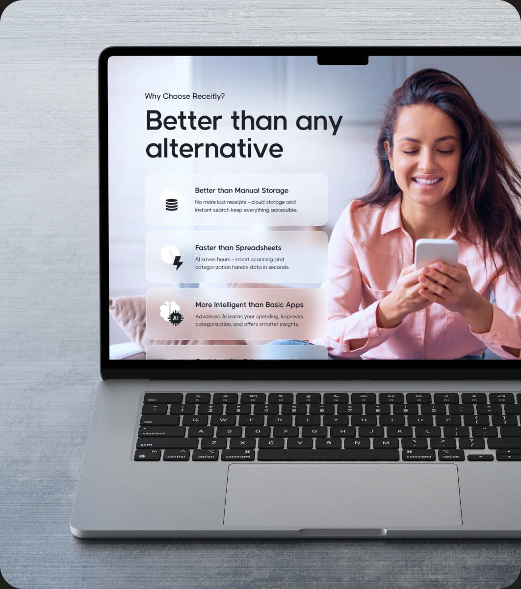 Receitly website displayed on a laptop on a minimalist surface